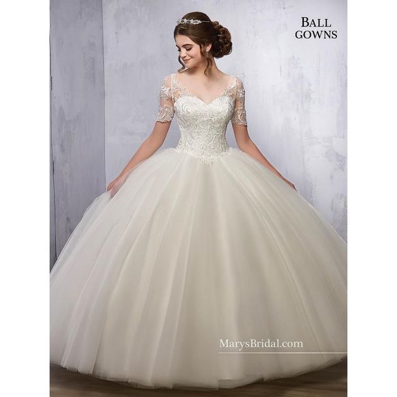 White Mary's Size 10 Ball gown dress - Picture 1 of 2